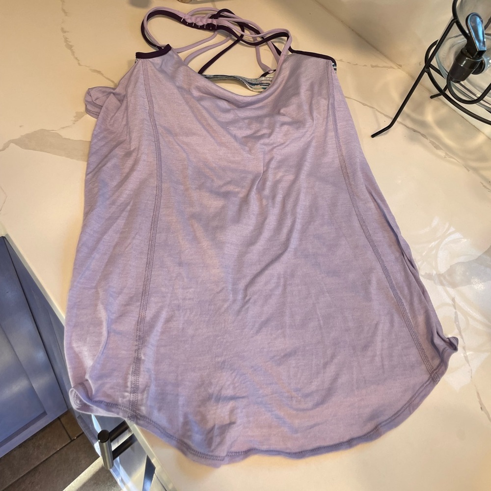 Lulu lemon top